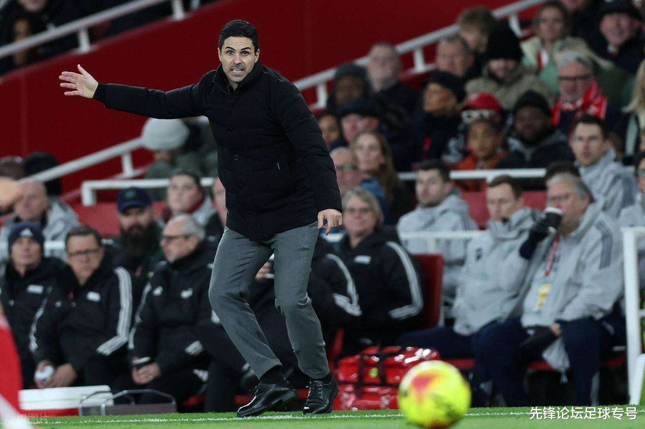 阿尔特塔交出完美答卷，埃泽梅里诺堪为阿森纳锋线最优解，热刺加强版拜仁毫无还手之力